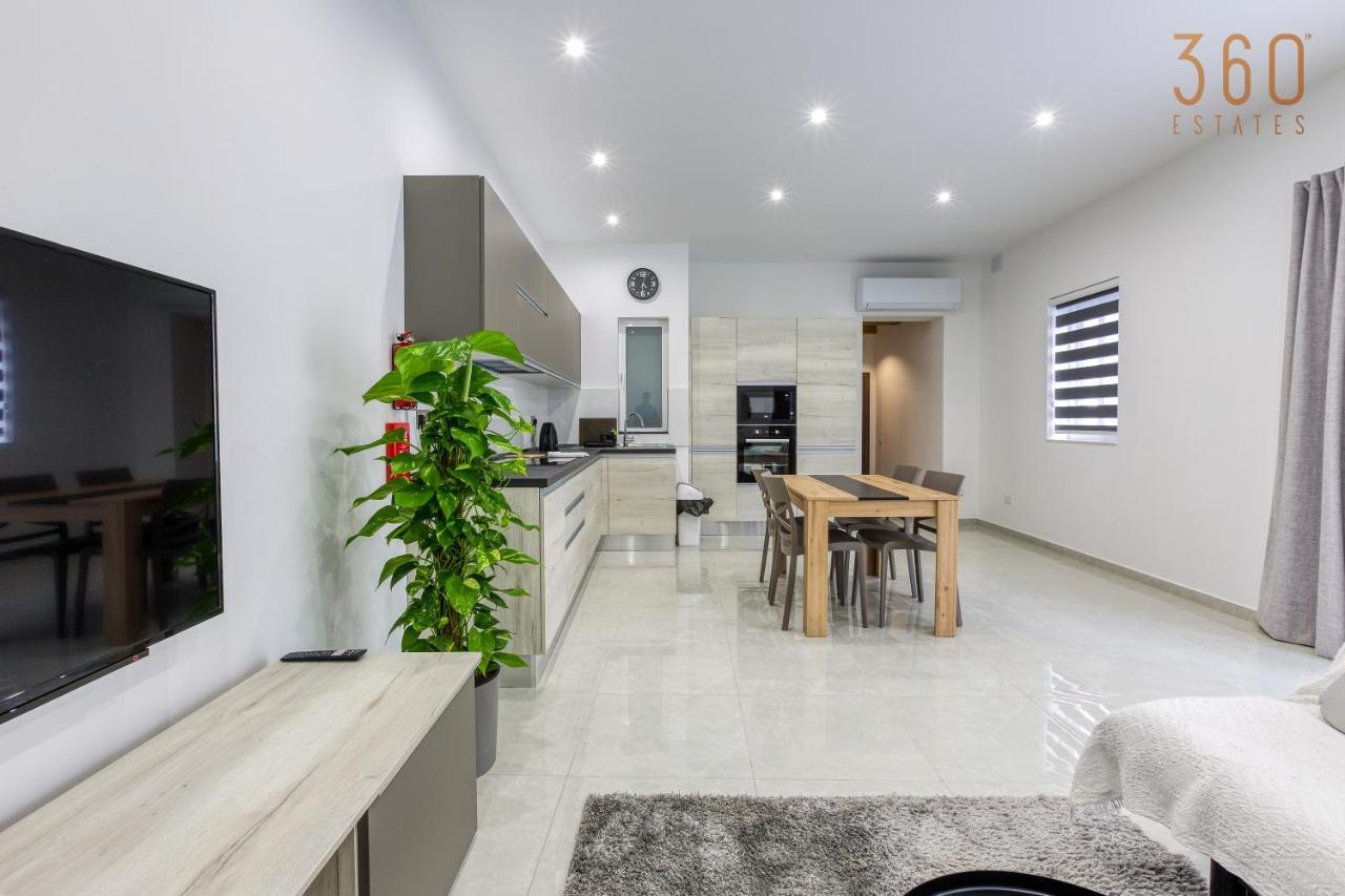 A Lovely 1Br Home With Balcony Just Off The Coast By 360 Estates St. Julian's Exterior foto