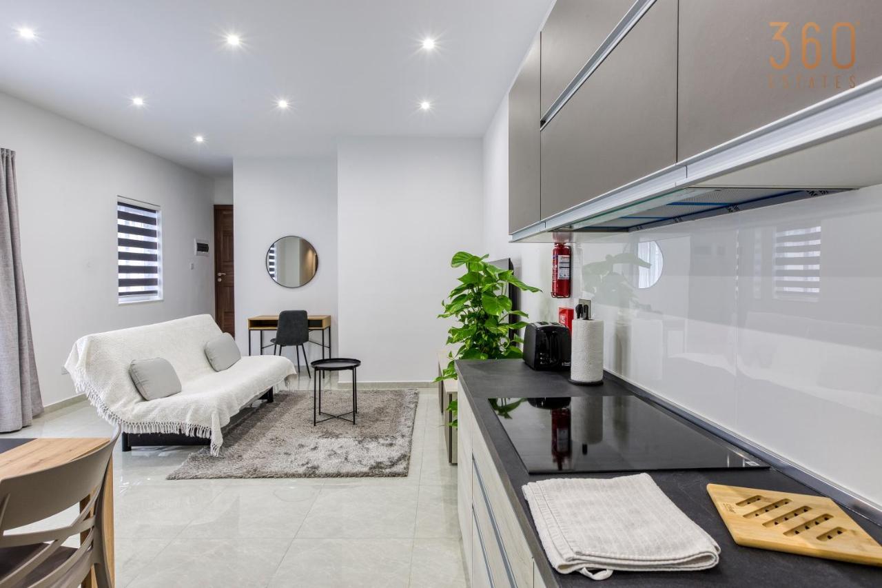 A Lovely 1Br Home With Balcony Just Off The Coast By 360 Estates St. Julian's Exterior foto